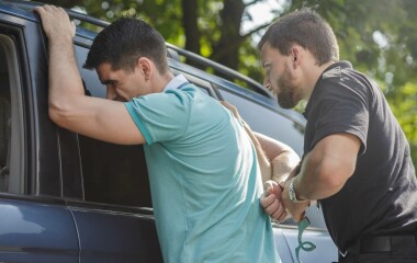Náhrada škody způsobené nezákonným zadržením nebo zatčením